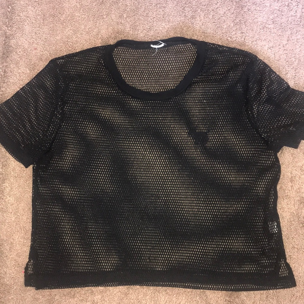 COPY - PINK short sleeve Mesh crop top  M